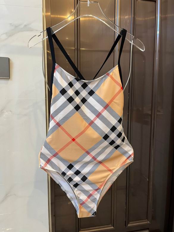 Burberry S-XL  (1)